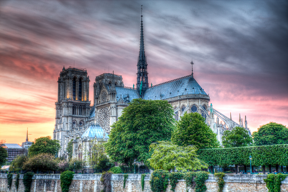notre dame_sunset
