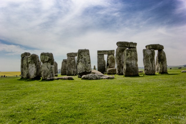 stonehenge_closer