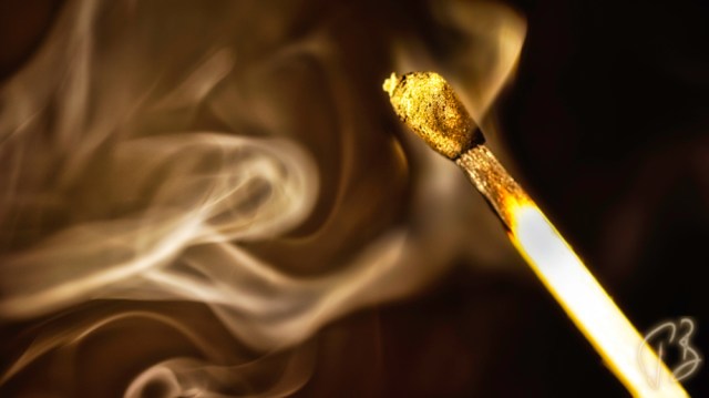 smoke calligraphy_dark-1_blijedi potpis_scale